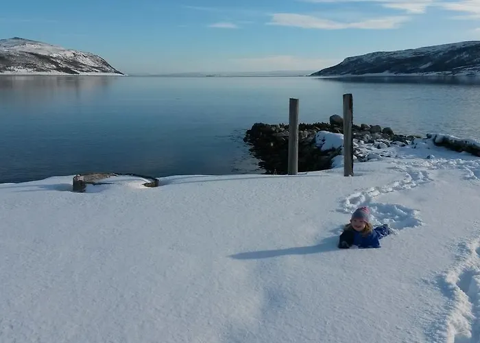 Olderfjord Turistsenter Russenes