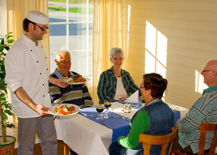 فندق Olderfjord Turistsenter 3*