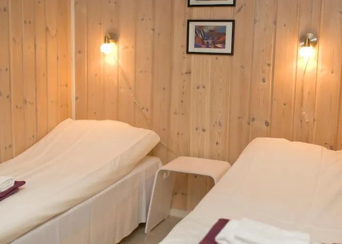 Olderfjord Turistsenter فندق 3*