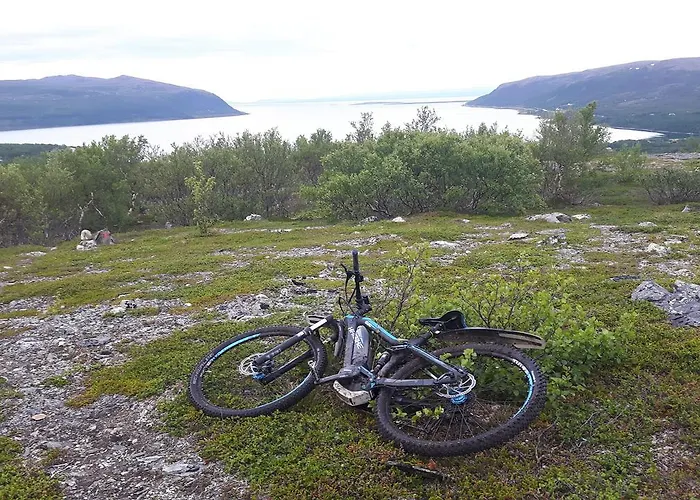فندق Olderfjord Turistsenter 3*