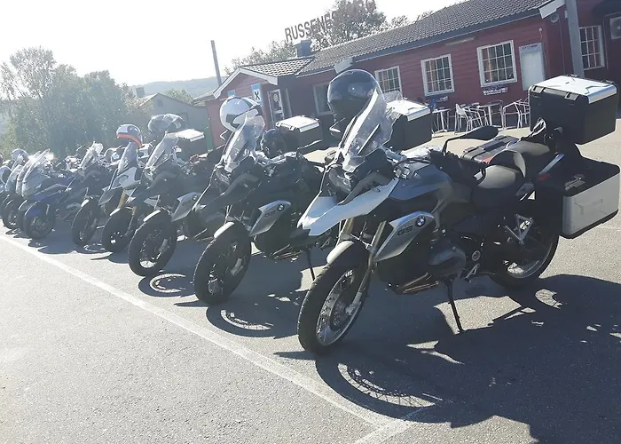 فندق Olderfjord Turistsenter